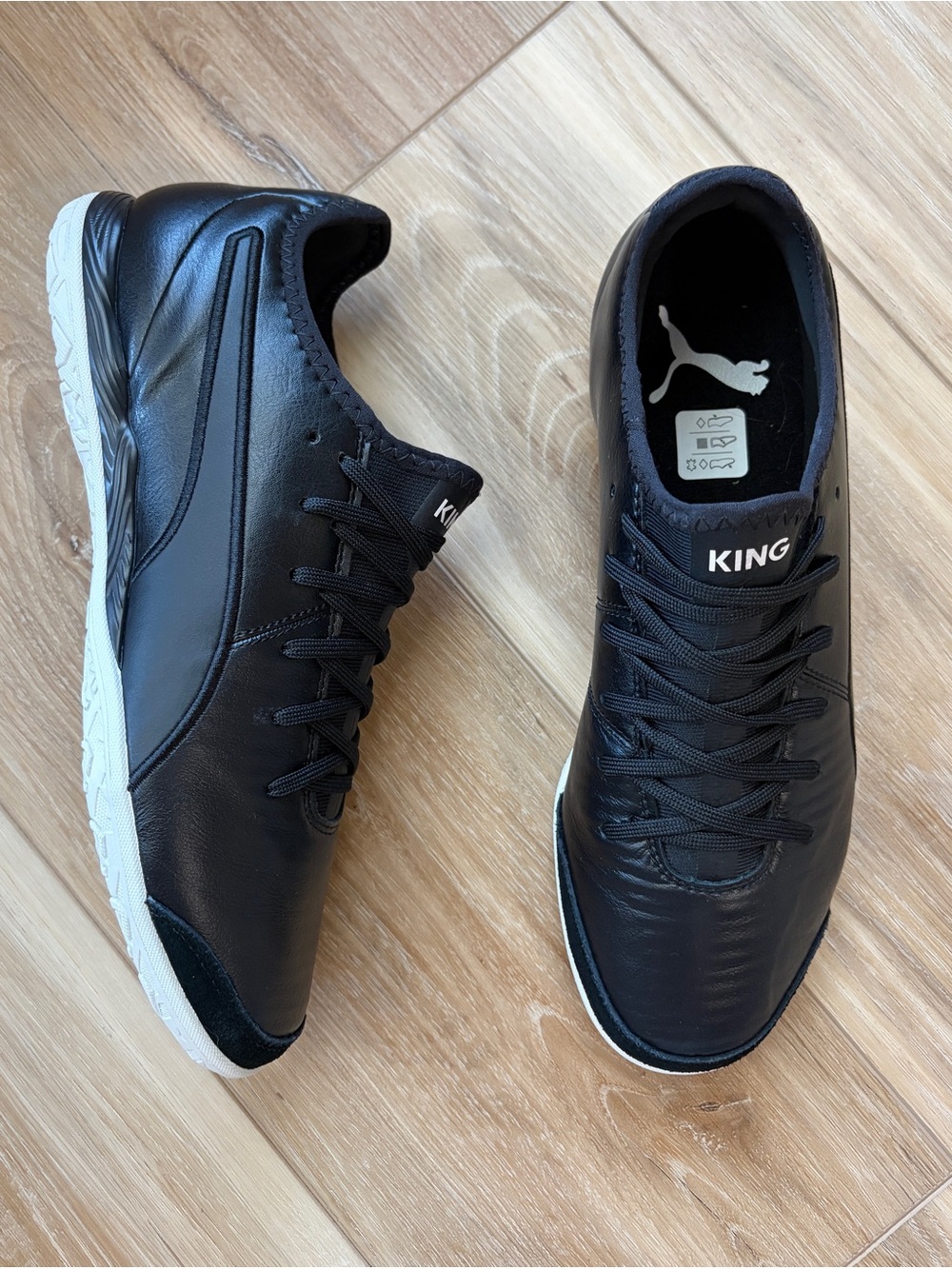 Puma King Pro IT Indoor Soccer shoes